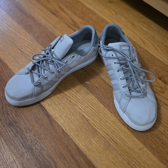 Men's Adidas retro sneakers - Picture 2 of 3